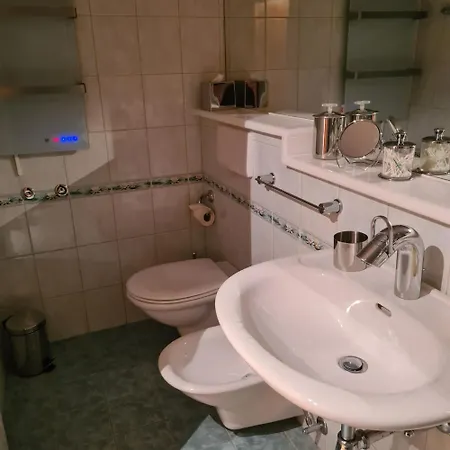 Charmant Studio Etrier Montana Apartamento